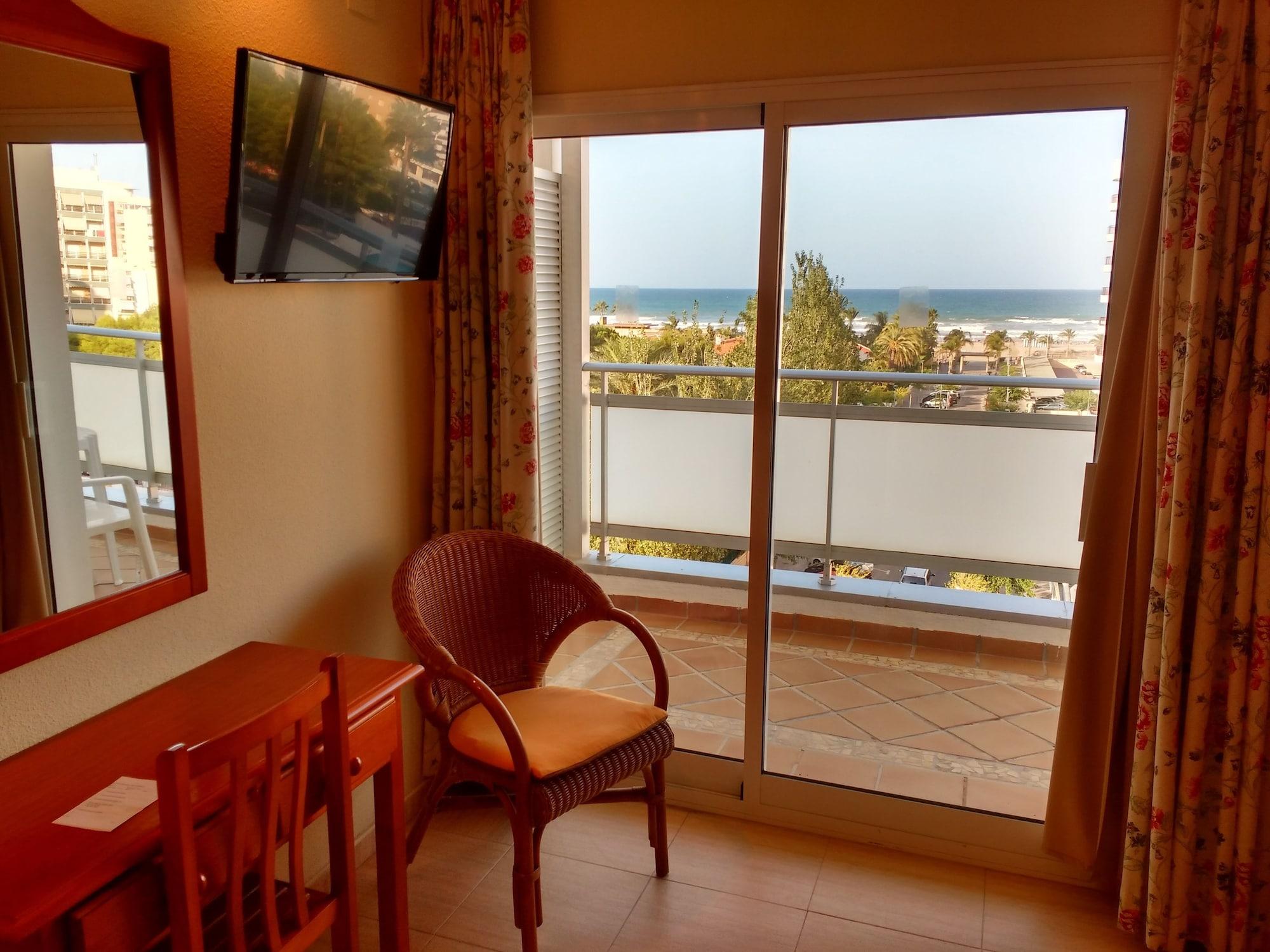 Hotel Tres Anclas กันดิอา ภายนอก รูปภาพ