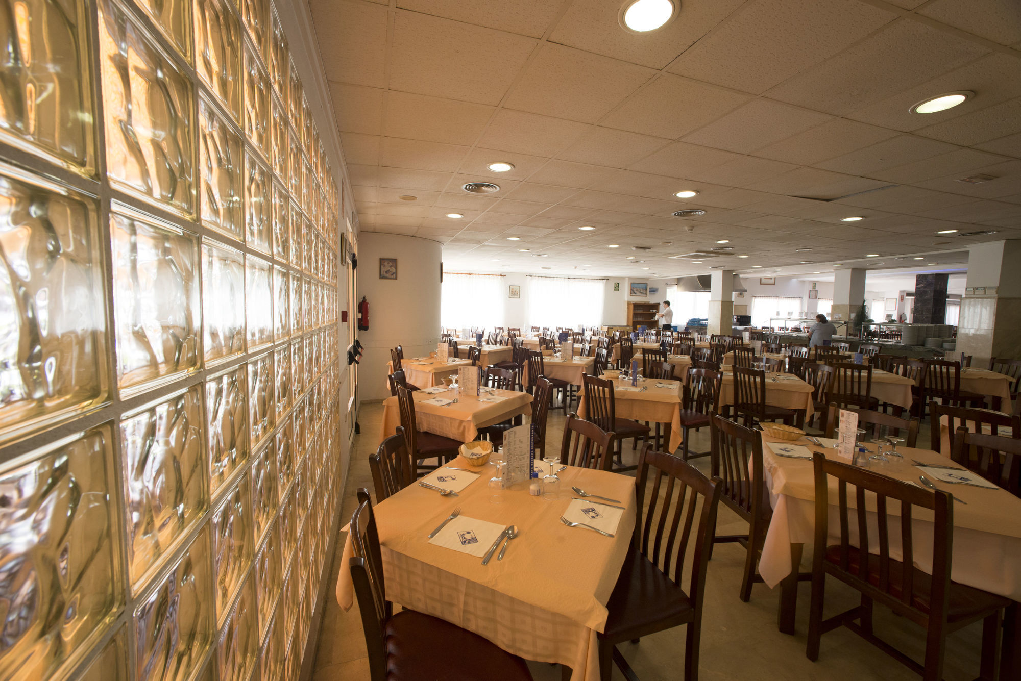 Hotel Tres Anclas กันดิอา ภายนอก รูปภาพ
