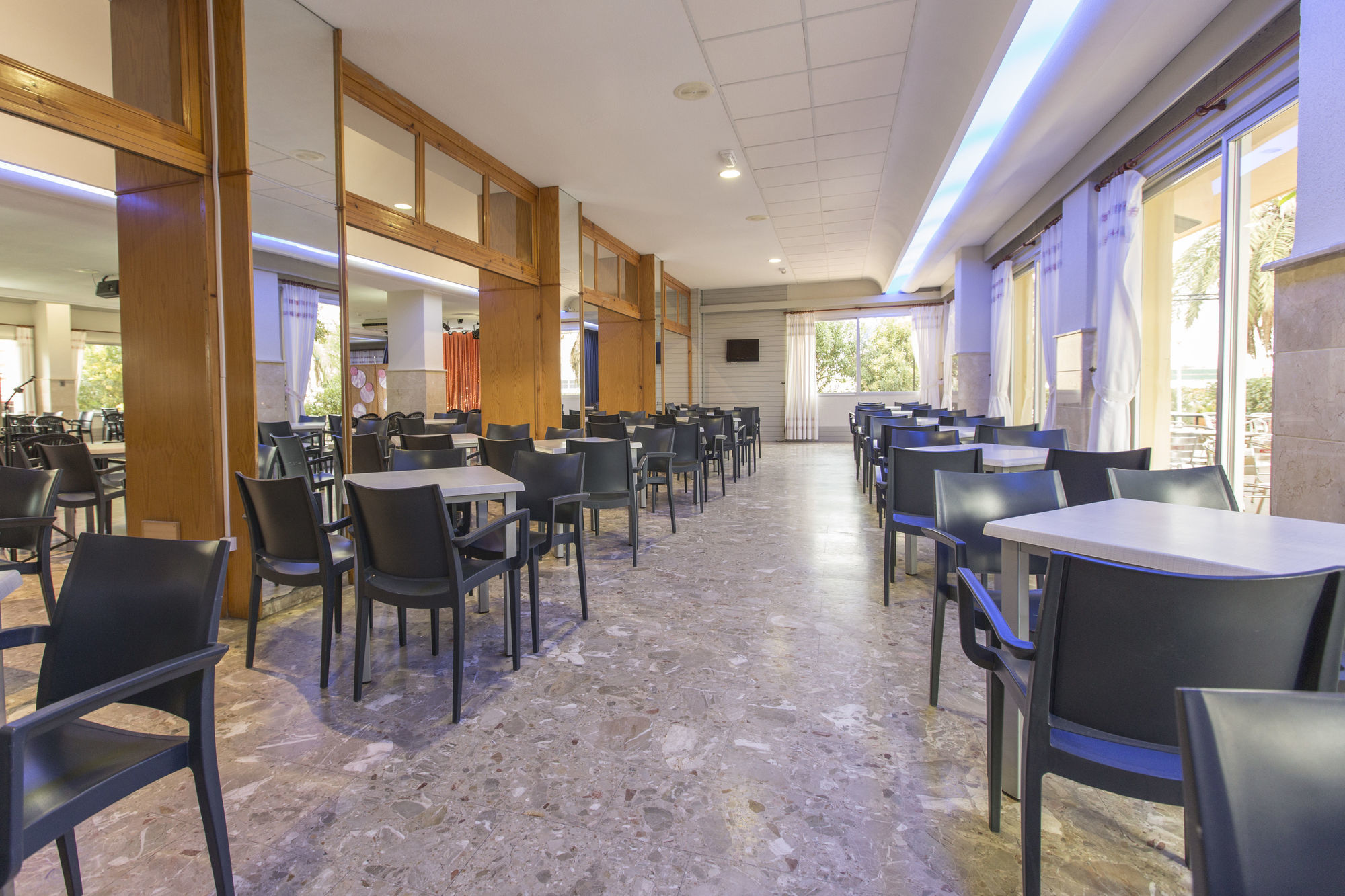 Hotel Tres Anclas กันดิอา ภายนอก รูปภาพ